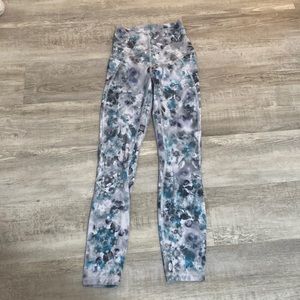 Unlimit high rise tight 25” kaleidofloral multi lululemon leggings size 0
